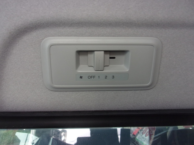 ��ȗp�󒲃R���g���[���[�B