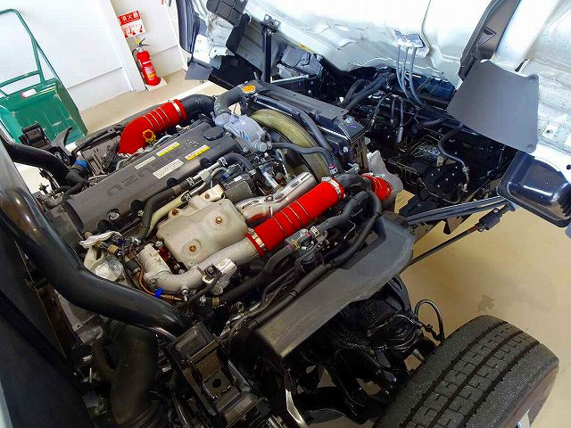 �G���W�����[��