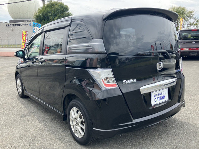 フリードスパイクハイブリッド1.5 ジャストセレクション