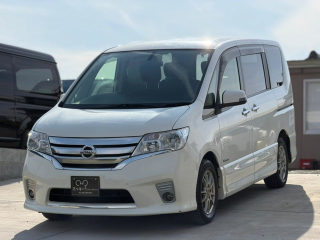 セレナ2.0 ハイウェイスター S-HYBRID