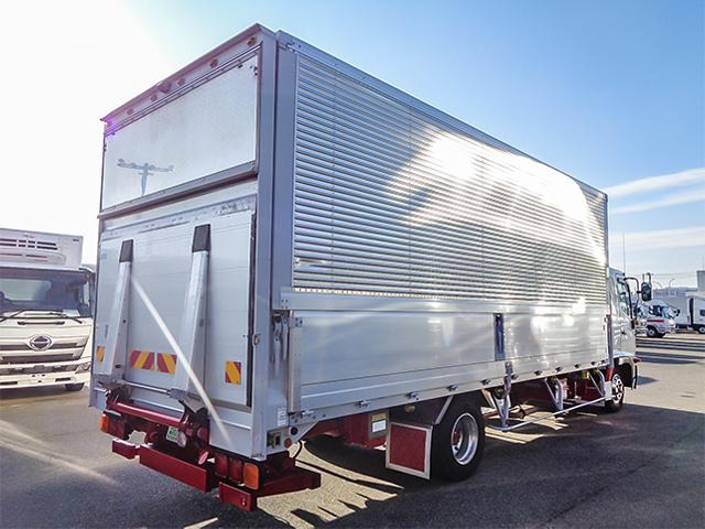 �g�����e�b�N�X���A���~�E�C���O