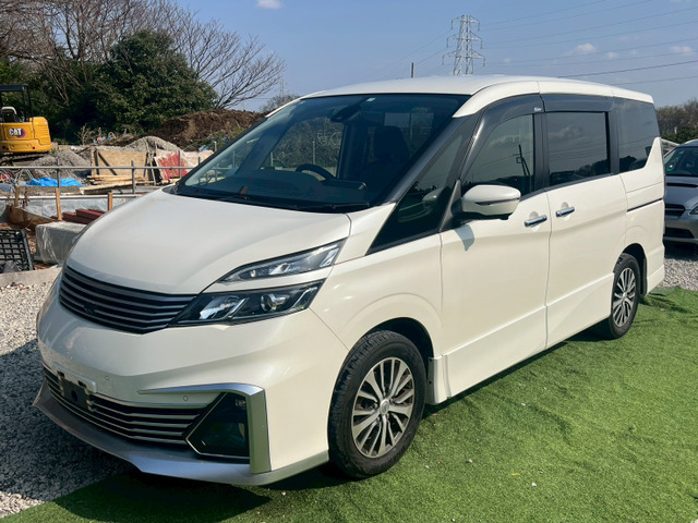 セレナ2.0 ライダー Vセレクション ブラックレザー 4WD