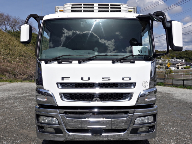 スーパーグレート冷蔵冷凍車