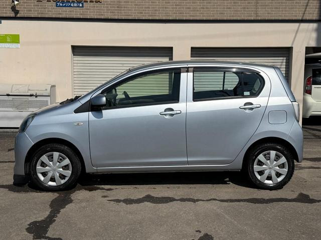 入庫した際に検査(AIS検査)を行いメーター不正や修復歴の有無、キズやサビ等細かくチェックしてから店頭に並んでおりますので、安心して購入頂けると考えております。