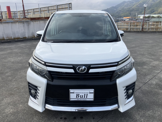 ヴォクシー2.0 ZS