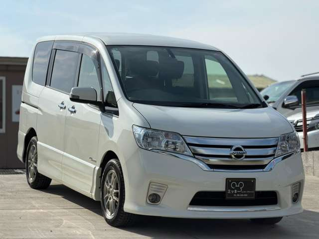 セレナ2.0 ハイウェイスター S-HYBRID