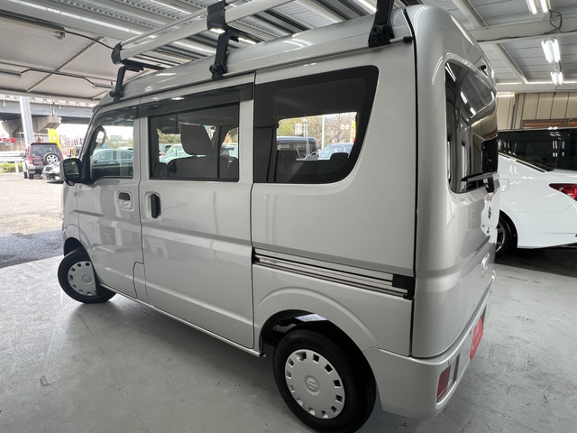 �y�W���ԗ��ɂ��āz �ቿ�i���������邽�߁A���ׂȏ��Ȃǂ͏C�������ɓW�����Ă���ꍇ���������܂��B�ł��邾�������������Ē����悤�ɂ��Ă���܂����A���s���ȕ��̓X�^�b�t�܂ł��q�˂��������B