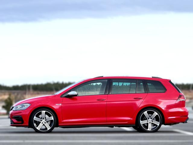 ゴルフヴァリアントR 4WD