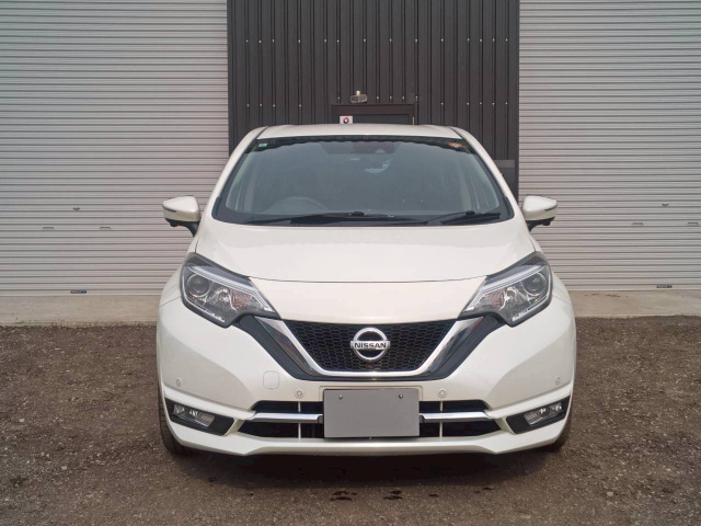 ノート1.2 メダリスト X FOUR スマートセーフティ エディション 4WD