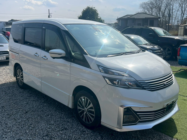 セレナ2.0 ライダー Vセレクション ブラックレザー 4WD