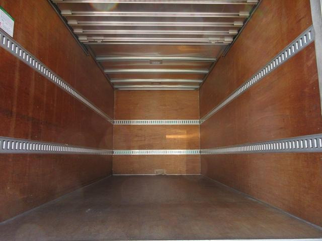 ���C�h�{�f�B