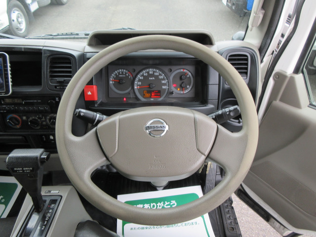 �������E�n���h�����ł���D�ȃG�A�o�b�O�t���ł���