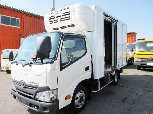 ���q���d��4,945kg