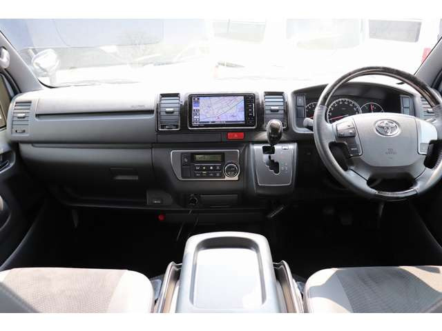 ハイエースバンキャンピング