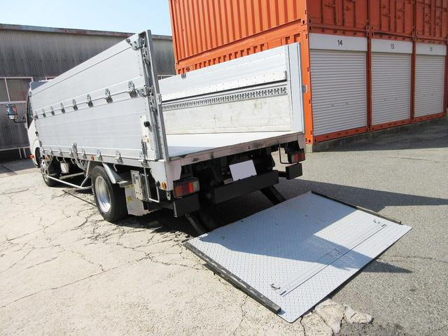 2�i������