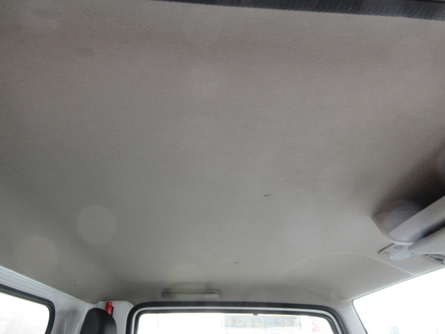 �������E�V����ł���