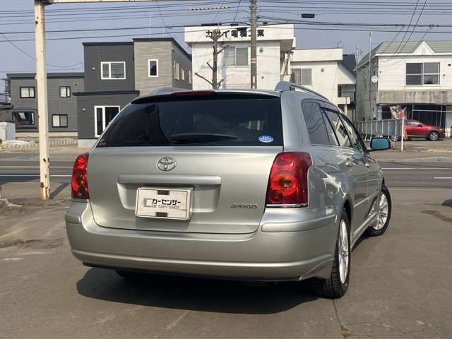 アベンシスワゴン2.0 Xi 4WD
