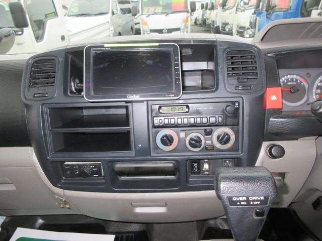 �������E�C���p�l���ł���