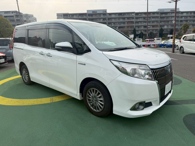 エスクァイアハイブリッド1.8 Gi