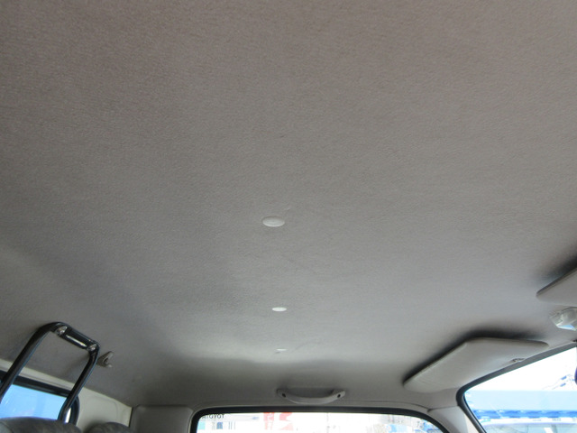 �������E�V����ł���