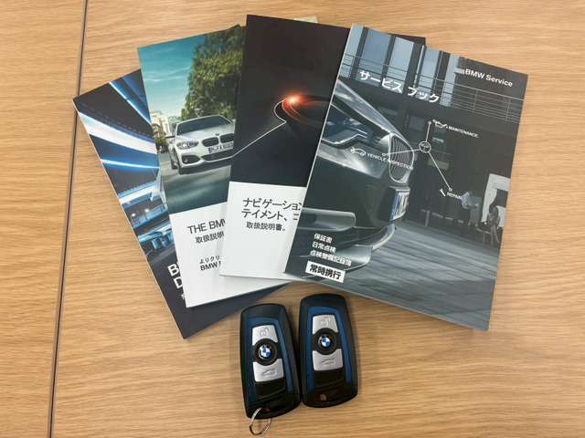 1シリーズ120i Mスポーツ