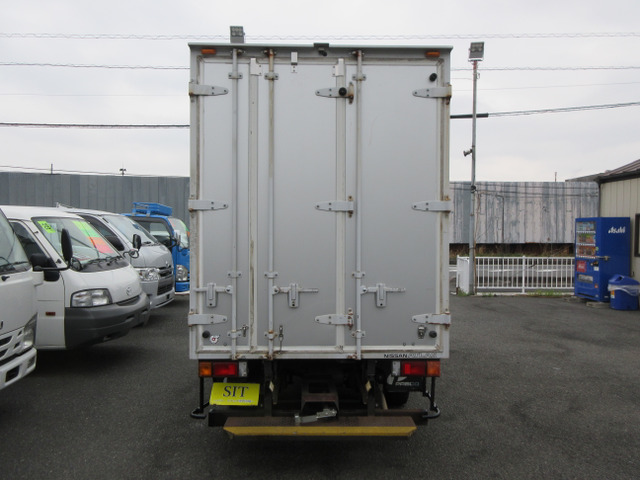 ���O���E���A�r���[�ł���3������