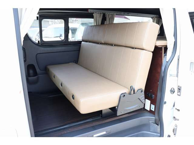 ハイエースバンキャンピング