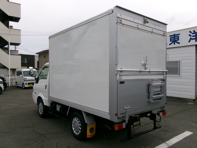 ボンゴトラック