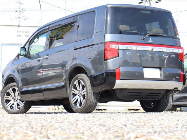 ���O���̏�Ԃɂ��܂��Ă͒��ÎԂƂȂ�܂��̂Ōo�N�򉻓��ɂ��N�������̎g�p���͂���܂����A�N���Ƒ��s��������ӂ݂܂��Ă��ǂ���Ԃ�ۂ��Ă���܂��B