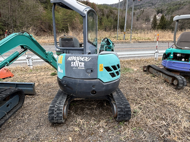 コベルコ油圧ショベル