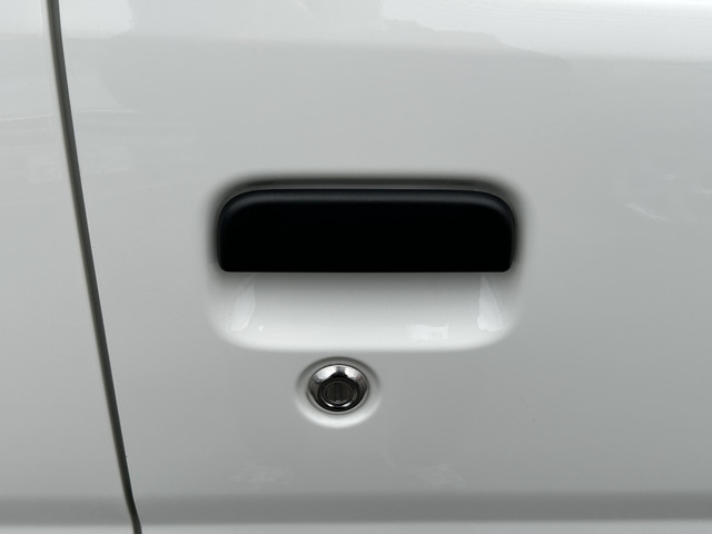 �y�x�����z���i�X�z���Ԃ������������܂��āA���ɗL�������܂��B�݌Ɏԗ��ɂȂ�܂��̂ŁA���񂲓s���̋X�������ɁA���ɗ��ĉ������B���X�\��������ƁA���ē����X���[�Y�ł��B