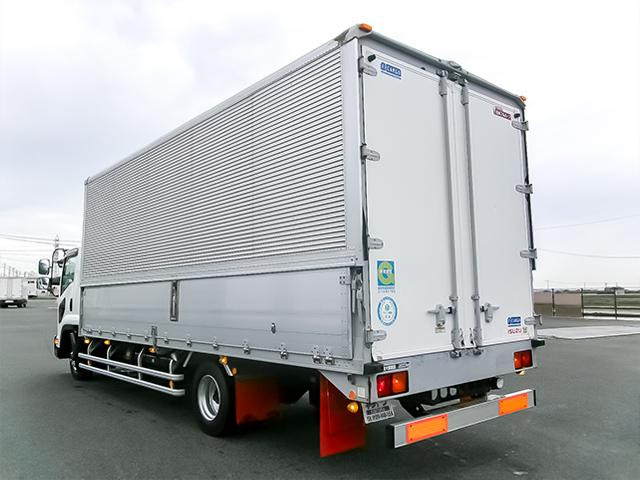 フォワードウィング