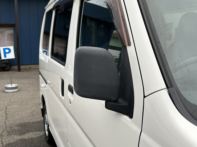 �y�x�����z���i�X�z���Ԃ������������܂��āA���ɗL�������܂��B�݌Ɏԗ��ɂȂ�܂��̂ŁA���񂲓s���̋X�������ɁA���ɗ��ĉ������B���X�\��������ƁA���ē����X���[�Y�ł��B