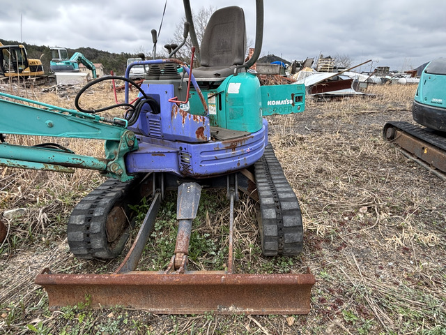 コマツ油圧ショベル