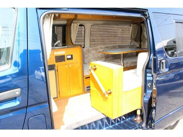 ハイエースバンキャンピング