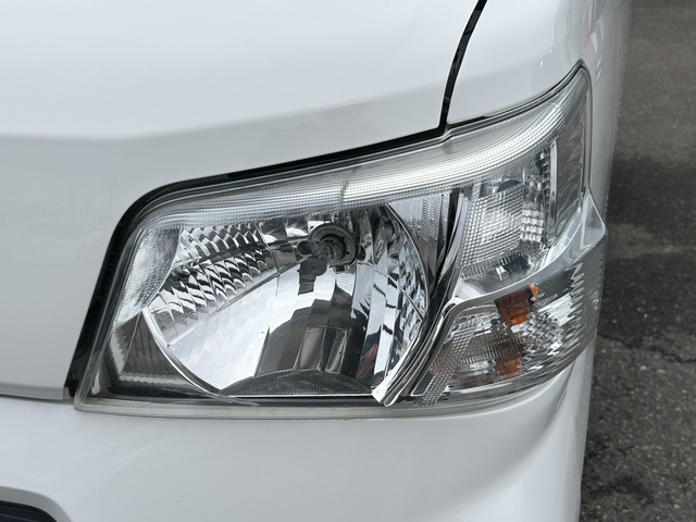 �y�x�����z���i�X�z���Ԃ������������܂��āA���ɗL�������܂��B�݌Ɏԗ��ɂȂ�܂��̂ŁA���񂲓s���̋X�������ɁA���ɗ��ĉ������B���X�\��������ƁA���ē����X���[�Y�ł��B