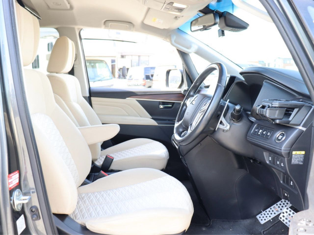 ���Ђ͓X���͖ܘ_�A�l�b�g�̔��ł������S���Ă����������o���܂��悤�ɐS�|���Ă���܂��B