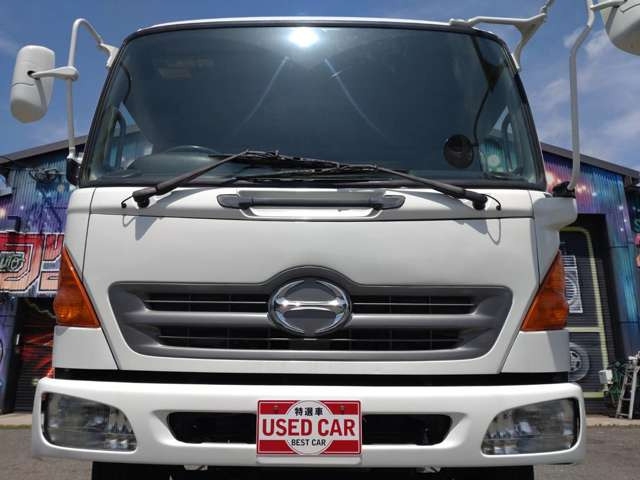 ドラレコから大型パーツまで持ち込みパーツも対応しております。認証資格を持つ整備工場なので安心してお任せ下さい!