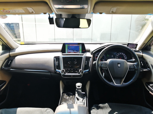 クラウンハイブリッド 2.5 G