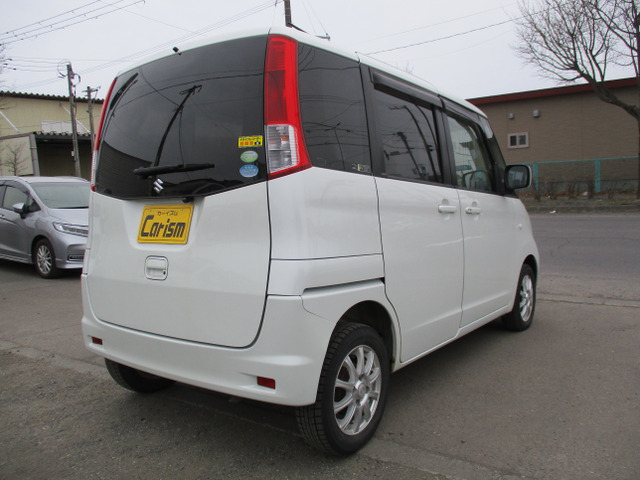 ���[�����S�̑��z�\���̂��Ԃł���