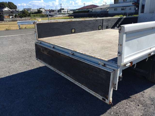 �h�����R�����^�p�[�c�܂Ŏ������݃p�[�c���Ή����Ă���܂��B�F�؎��i���������H��Ȃ̂ň��S���Ă��C��������!