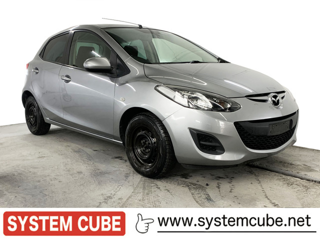 デミオ(マツダ) 1.3 13C 4WD　キーレス スタットレスタイヤ付き 中古車画像