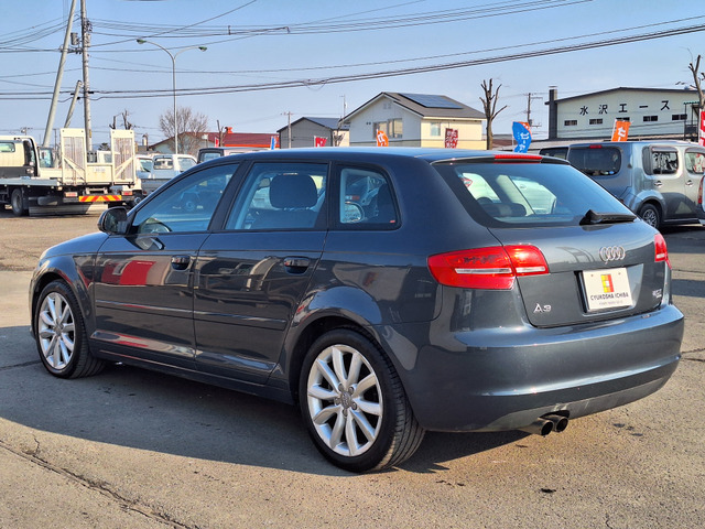 A3スポーツバック2.0 TFSI クワトロ 4WD