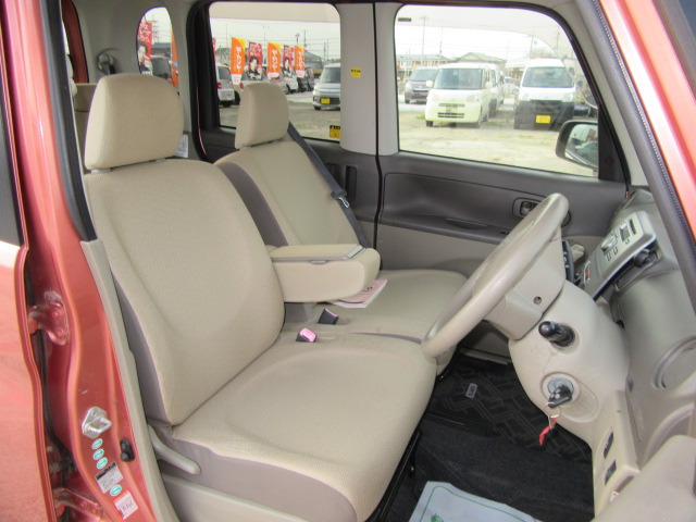 【仕事に、レジャーに、何でも使える便利な車です!】