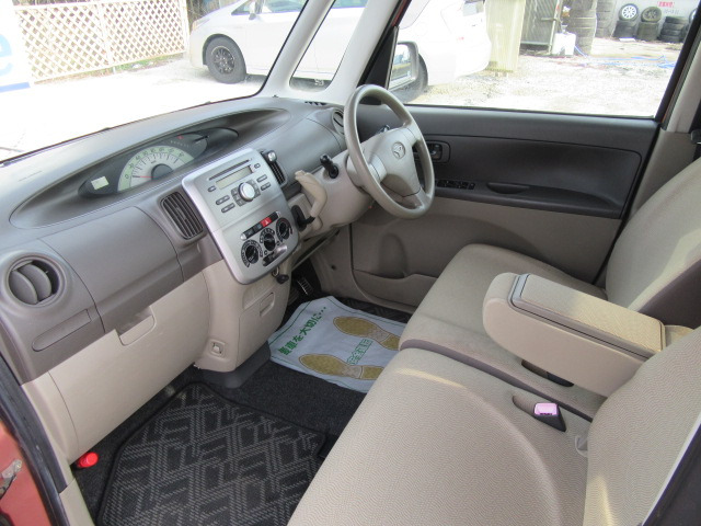 【少人数で営業している為、現車確認の際は事前にご連絡いただけると幸いです。スタッフが店頭、事務所にいる場合は、お気軽にお声かけください。(事前にご連絡いただければ、営業時間外でもOKです。)】