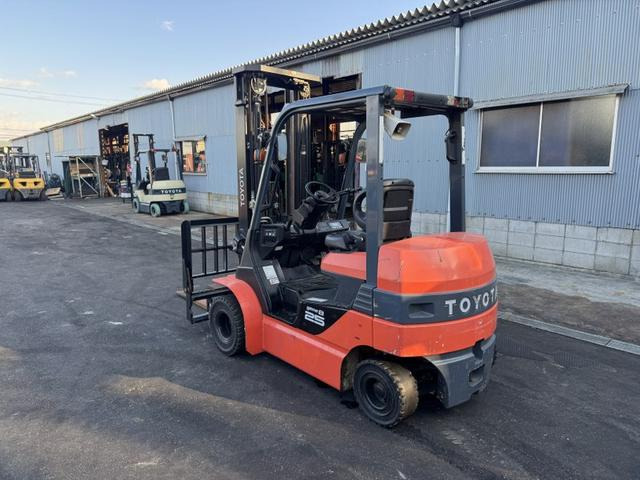 トヨタL&amp;F電動フォークリフト