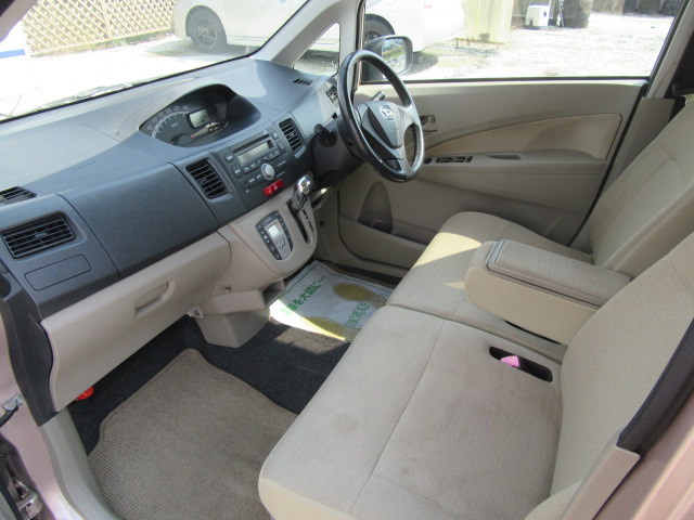 【少人数で営業している為、現車確認の際は事前にご連絡いただけると幸いです。スタッフが店頭、事務所にいる場合は、お気軽にお声かけください。(事前にご連絡いただければ、営業時間外でもOKです。)】