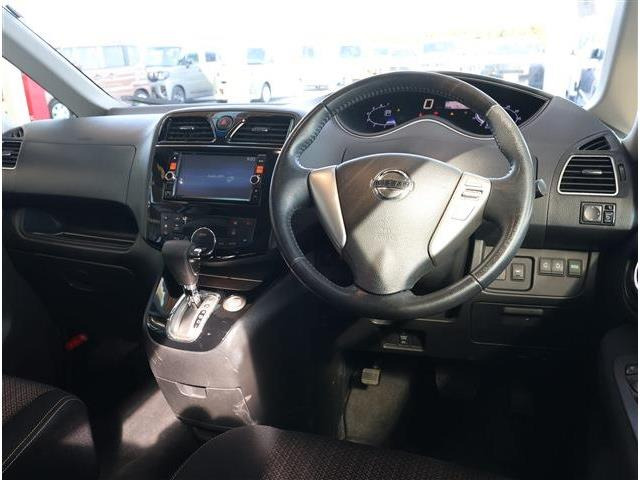 セレナ2.0 ハイウェイスター Vセレクション+Safety S-HYBRID