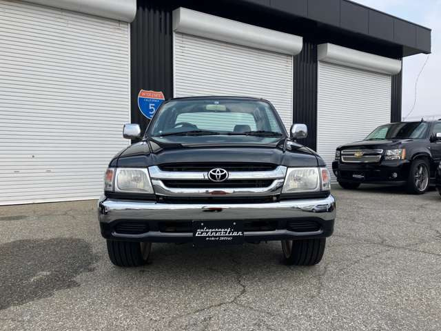 ハイラックススポーツピックアップ 2.0 エクストラキャブ 標準ボディ