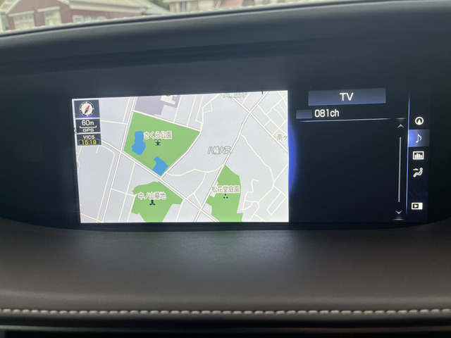 LS500h バージョンL